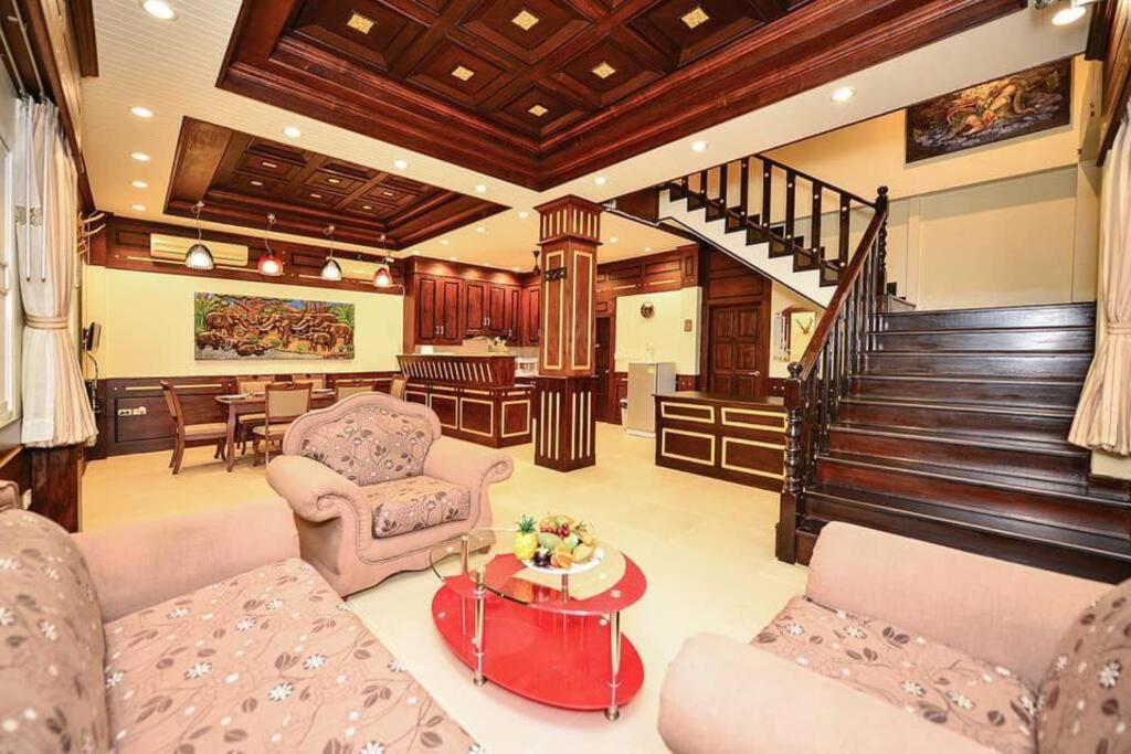 Unique&nice 7bd Pool In Heart Nanai Vila Patong