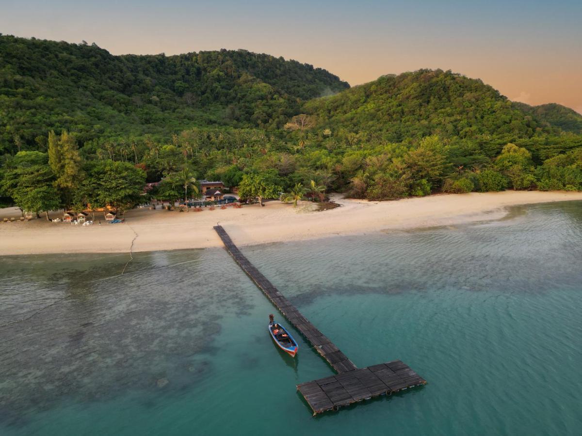 Resort Cruiser Island By Swiss-belhotel Ko Lone