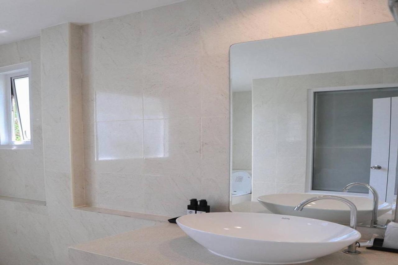 De Palm Pool Hotel *