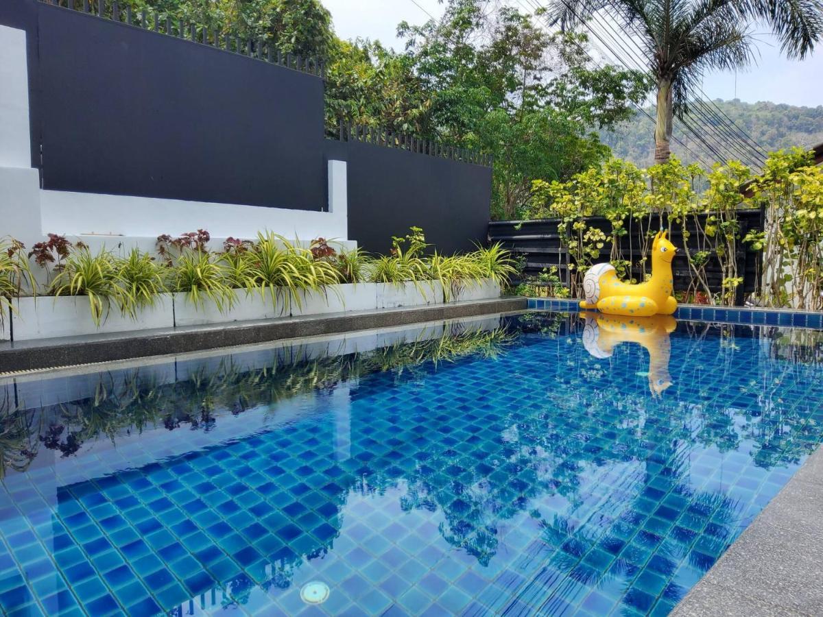 Private Star Pool 2 Bedrooms