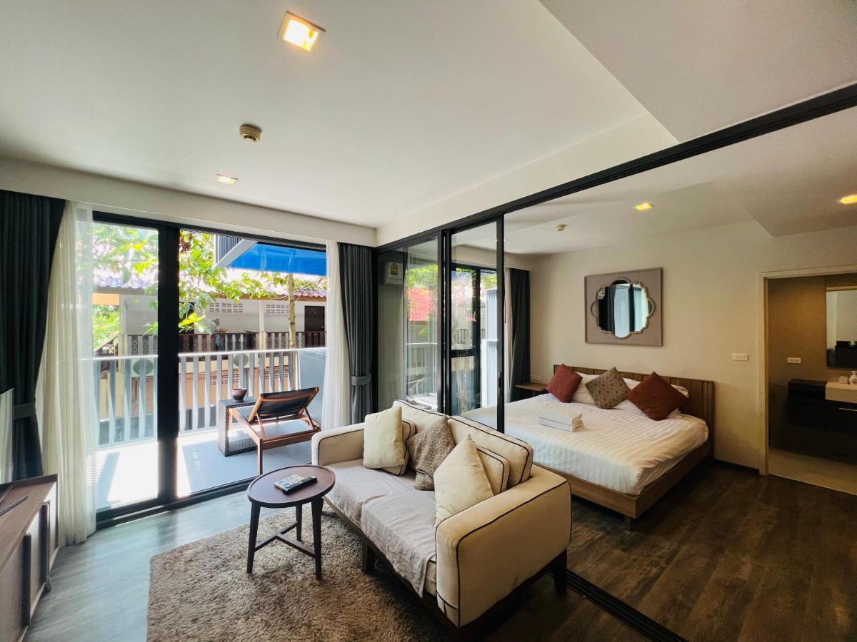 The Deck 芭东露台现代公寓 带健身房和游泳池 Patong