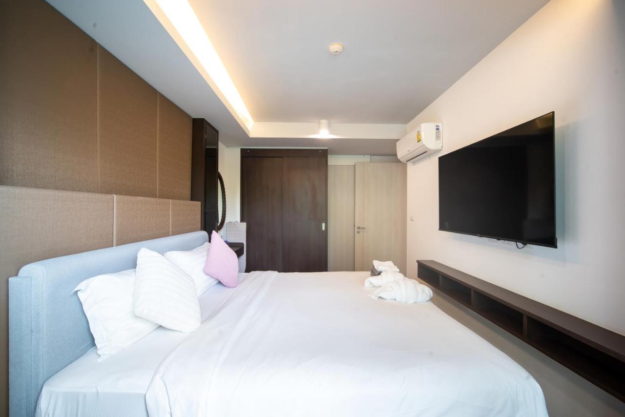 The Aristo-access Pool Surin