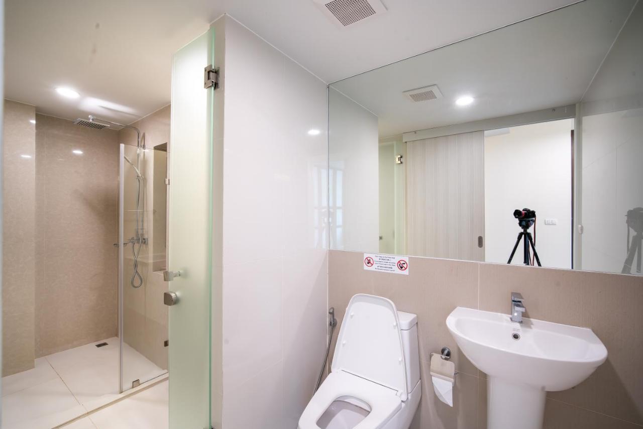 The Aristo-access Pool Surin * Phuket