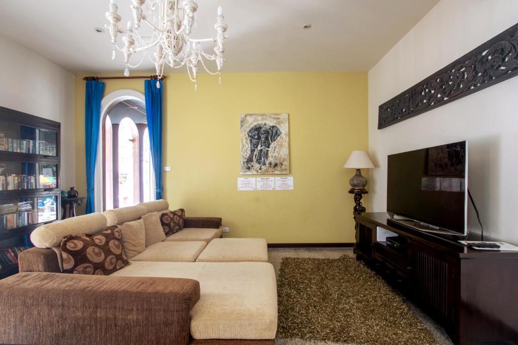 Palm Villa