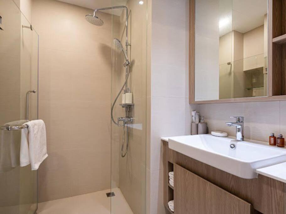 Bangtao , Laguna , 5 Minutes From The Bench, 2 Bedroom
