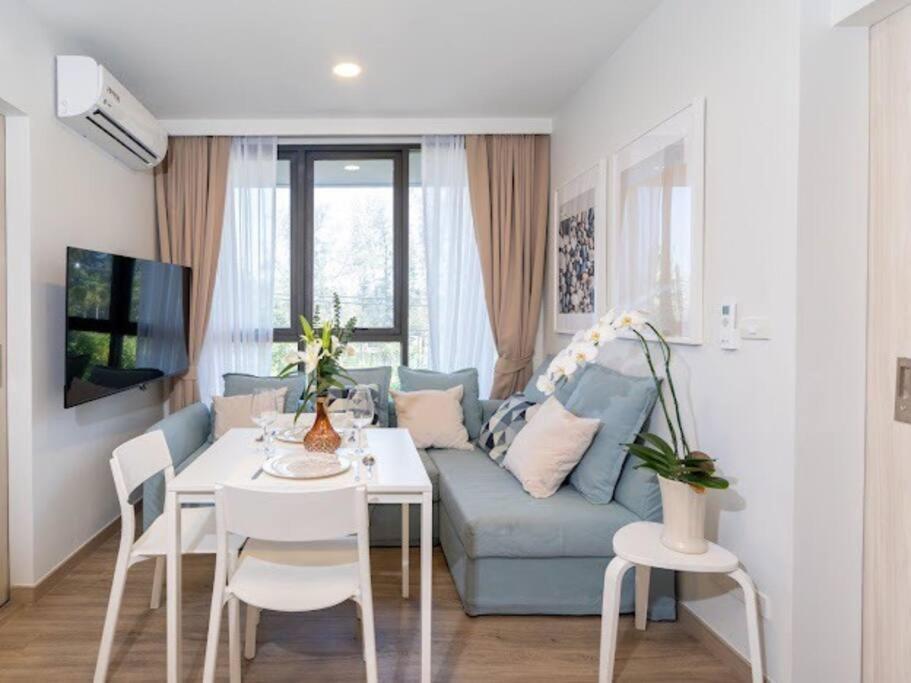 Apartment Bangtao , Laguna , 5 Minutes From The Bench, 2 Bedroom