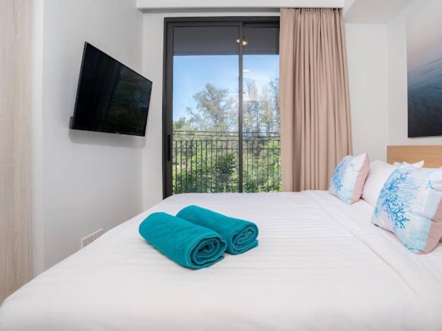 Bangtao , Laguna , 5 Minutes From The Bench, 2 Bedroom Apartment Phuket