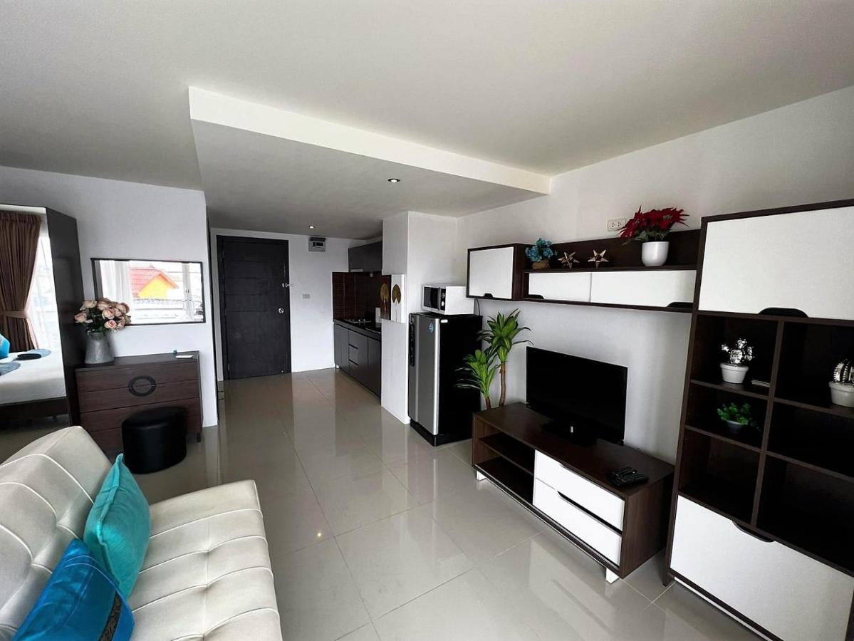 Private At Bayshore By Lofty Apartment