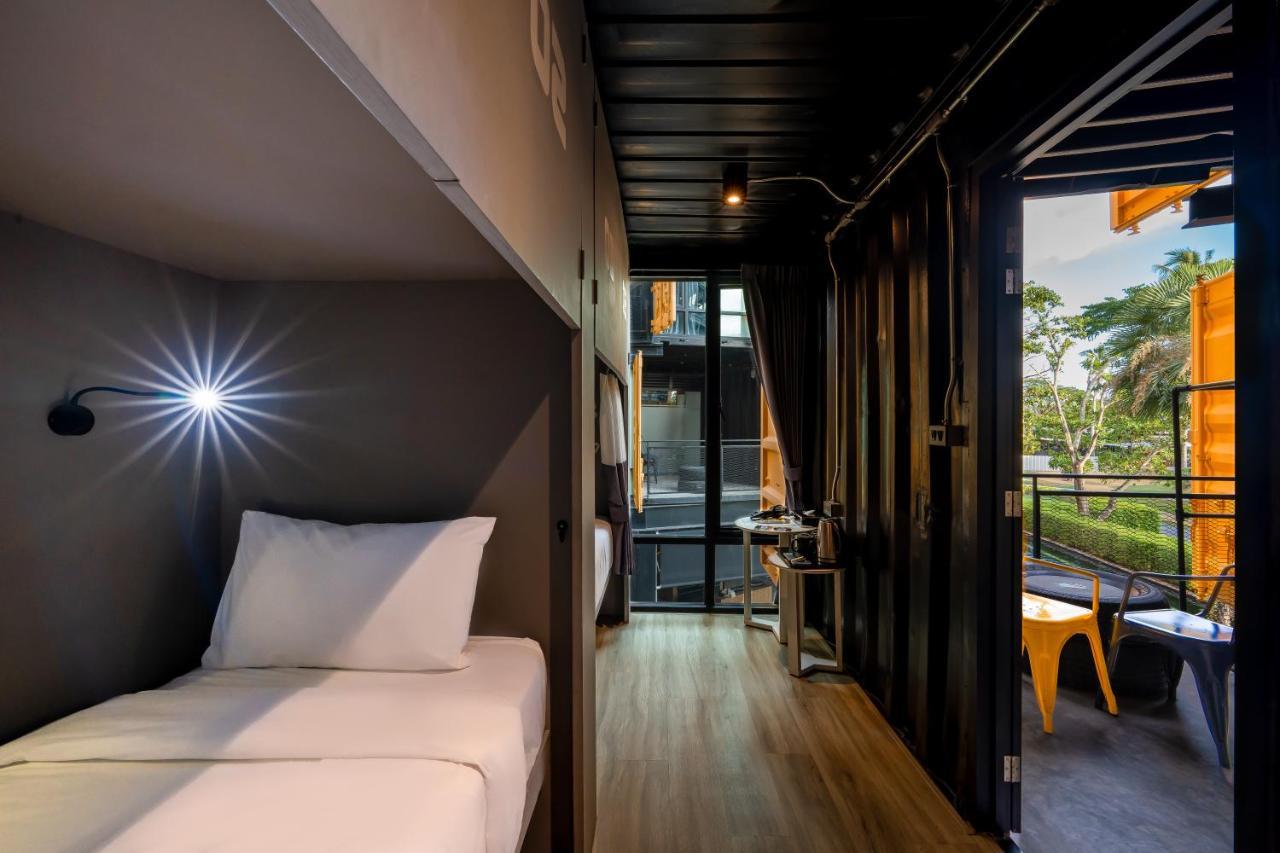 Hivetel Hotel 3*
