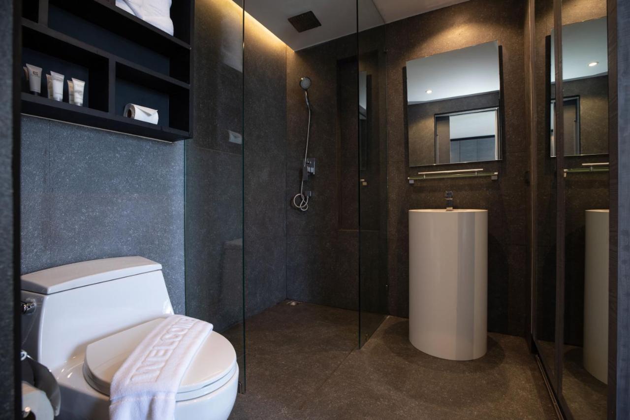 Citygate 1br Pool View B704