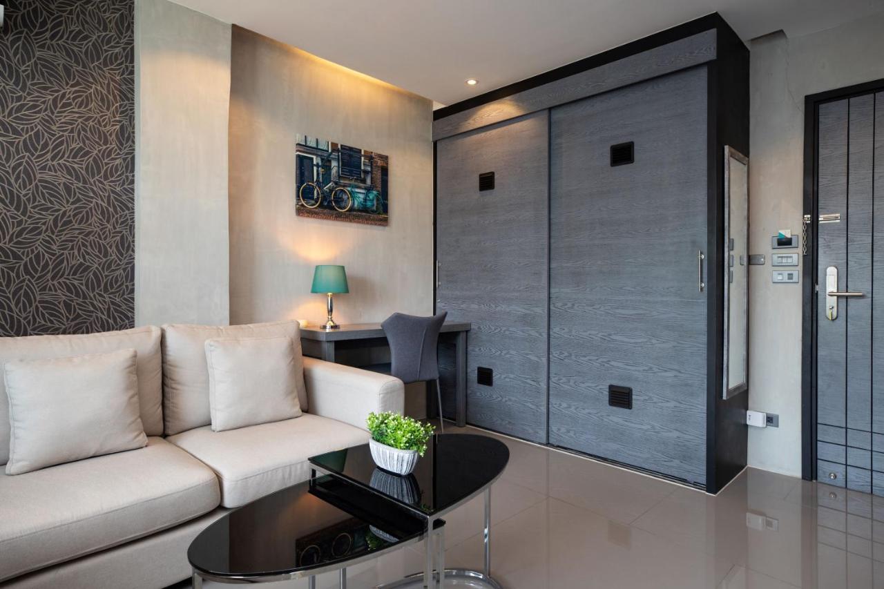 Citygate 1br Deluxe Pool View P602