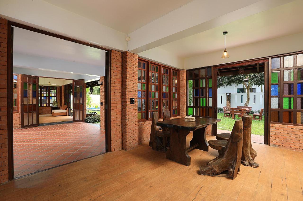 Villa Wolin Lemon