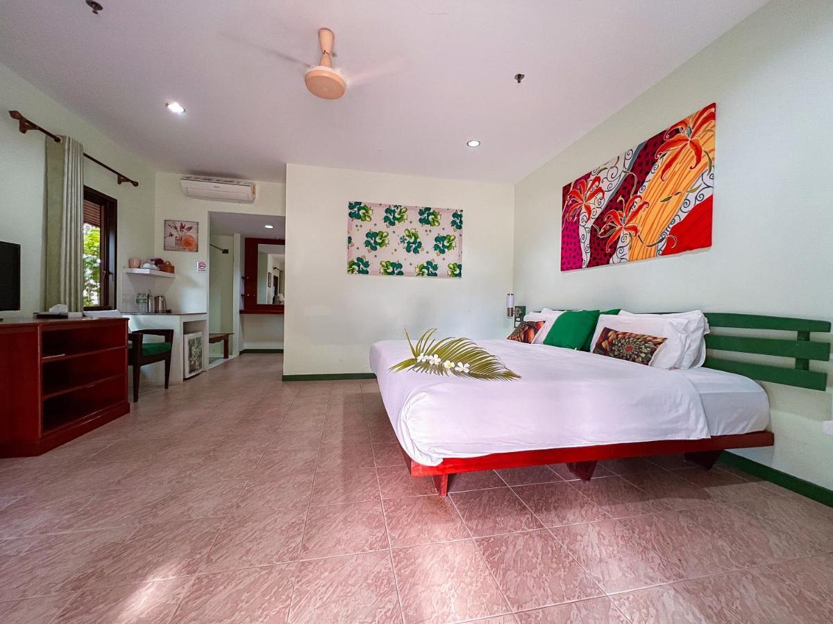 Cruiser Island By Swiss-belhotel Resort *