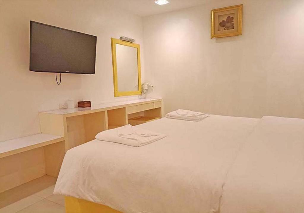 Hotel Collection 3