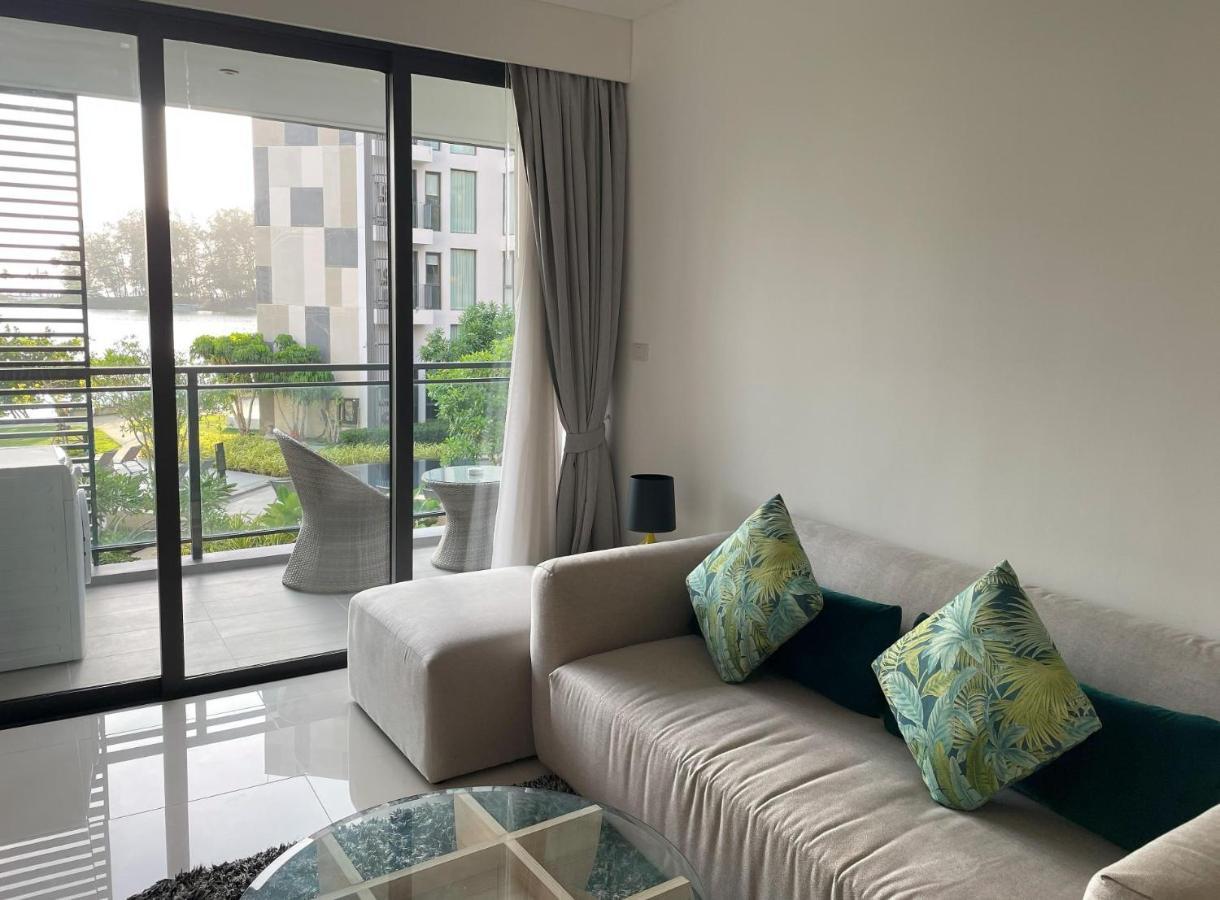 Location In Laguna-modern At Cassia