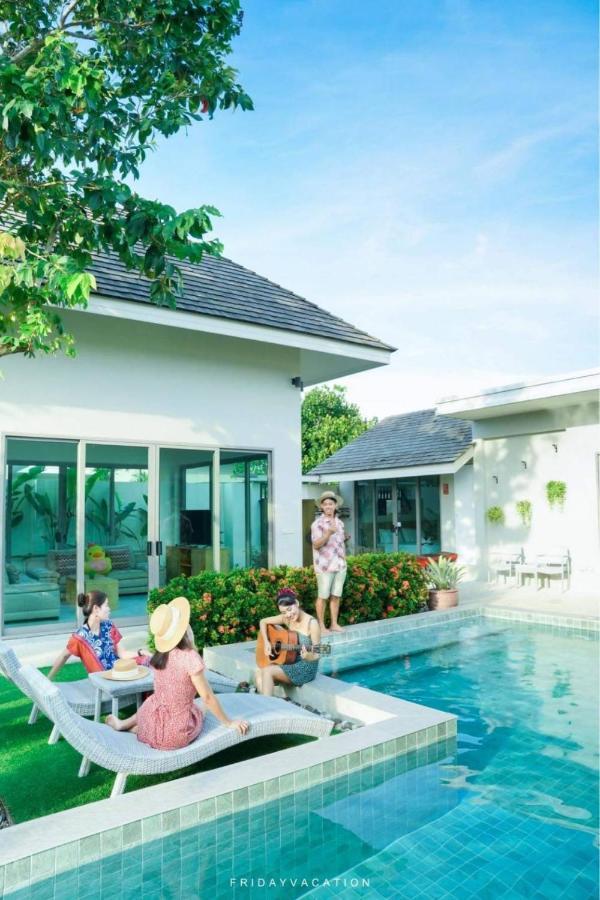 Areeca Private Pool