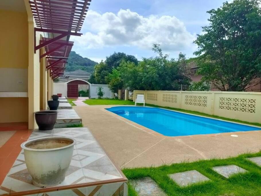 Apartment The Cheetar Pool