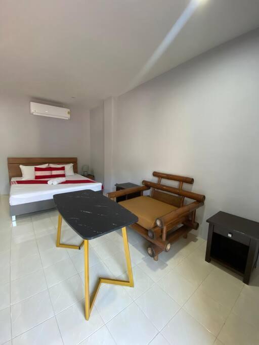 The Cheetar Pool Apartment