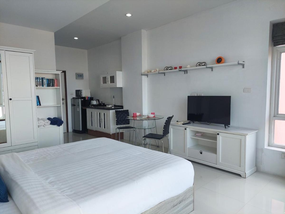 The Bell Phuket Apartment *