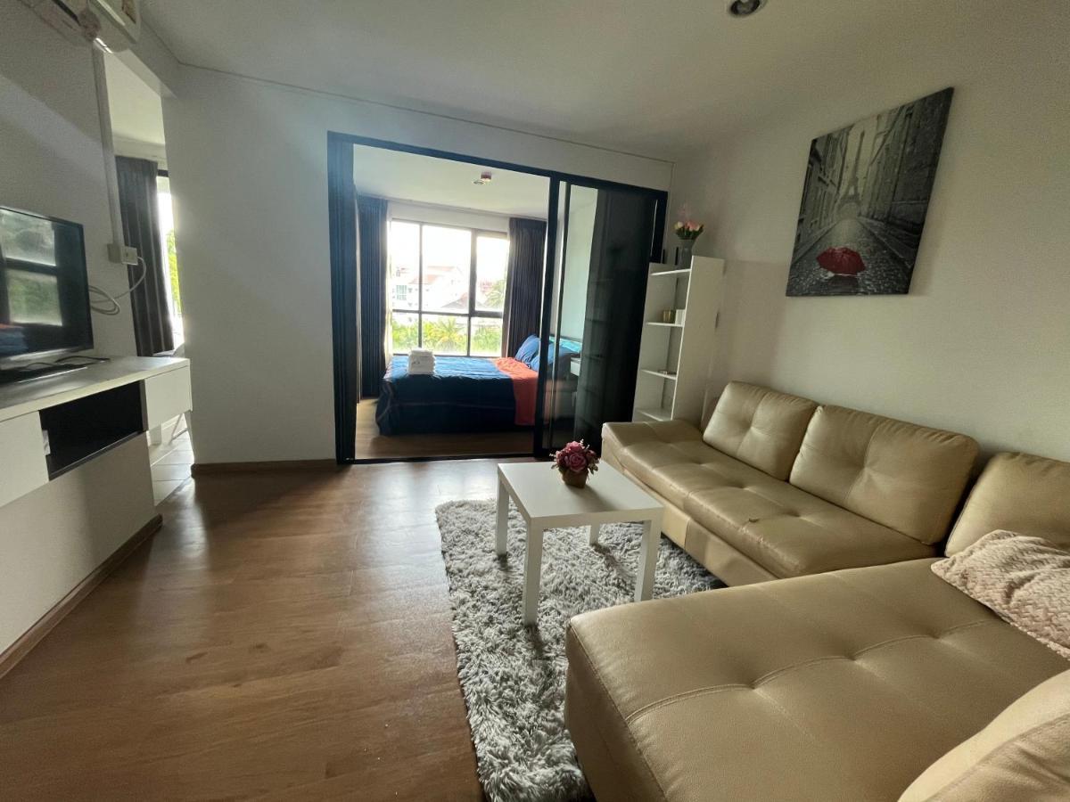 1 Bedroom Centrio Near Festival In Town Apartamento *
