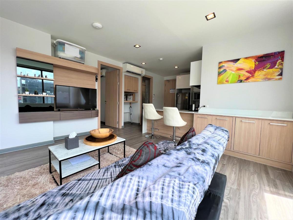 1 Bed Corner In - Grand Vip Apartment