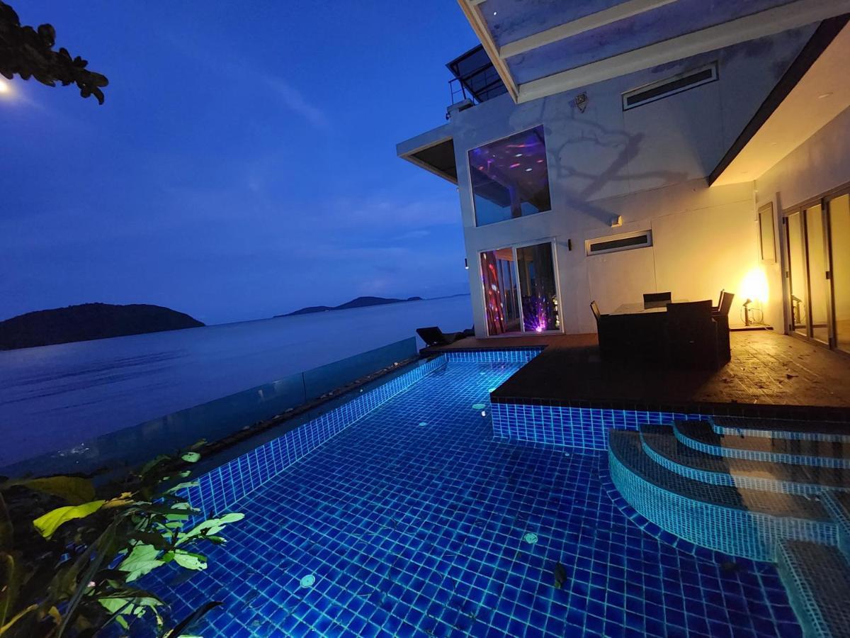 Villa Absolute Oceanfront Yai - Private Pool 4br Rawai