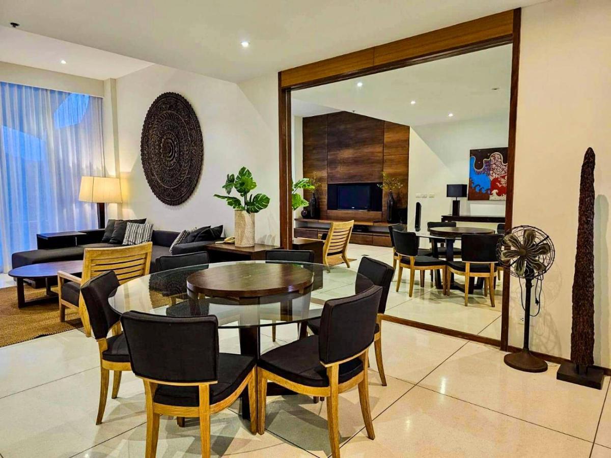 Apartment Beachfront 2 Bedroom Luxury Chava *