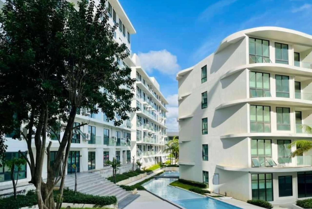 Wyndham La Phuket 5*