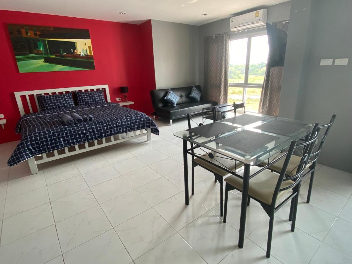 Karon Studio Apartment Apartment