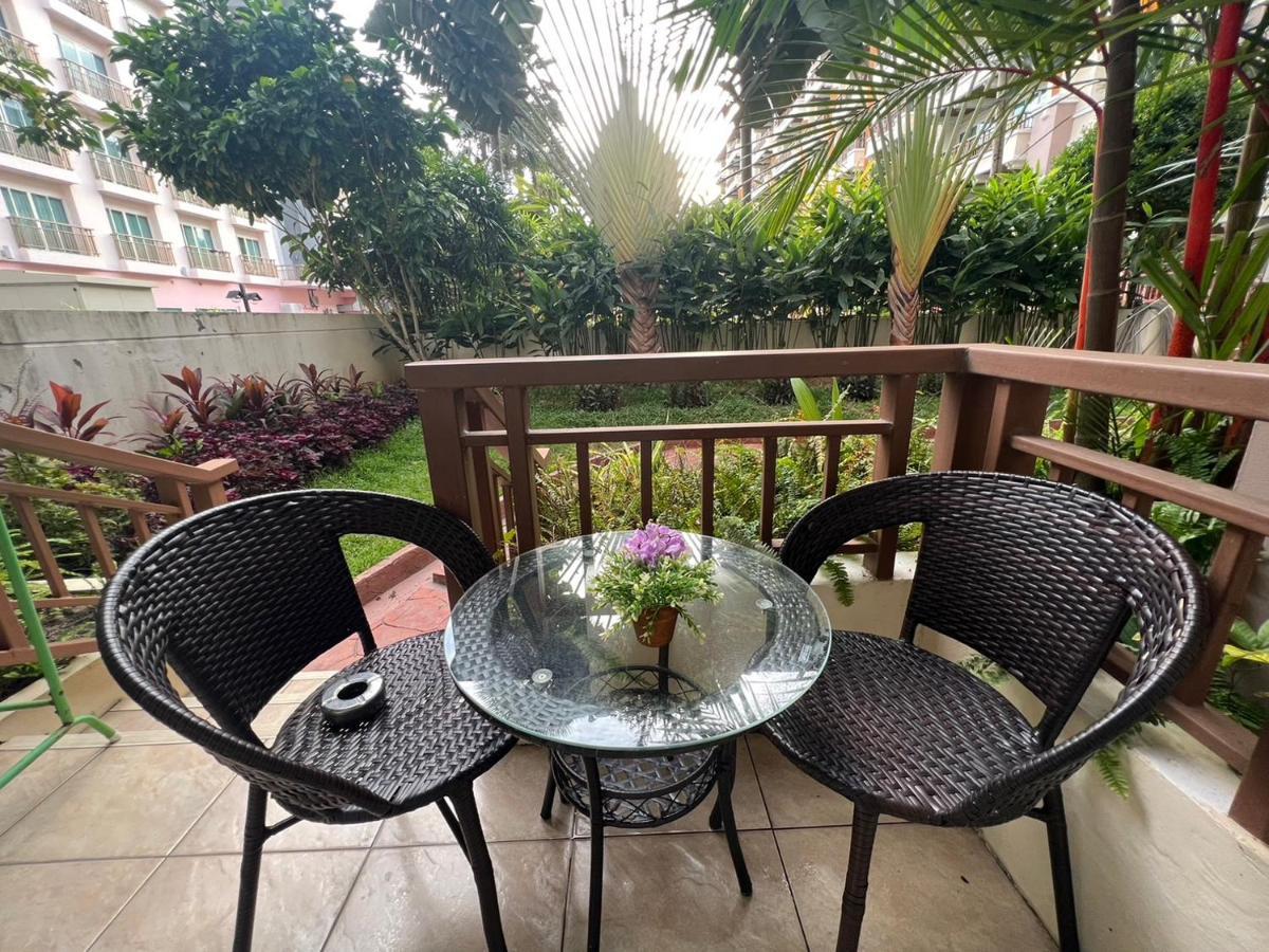 Location Near Jungceylon + Pool Access * Patong