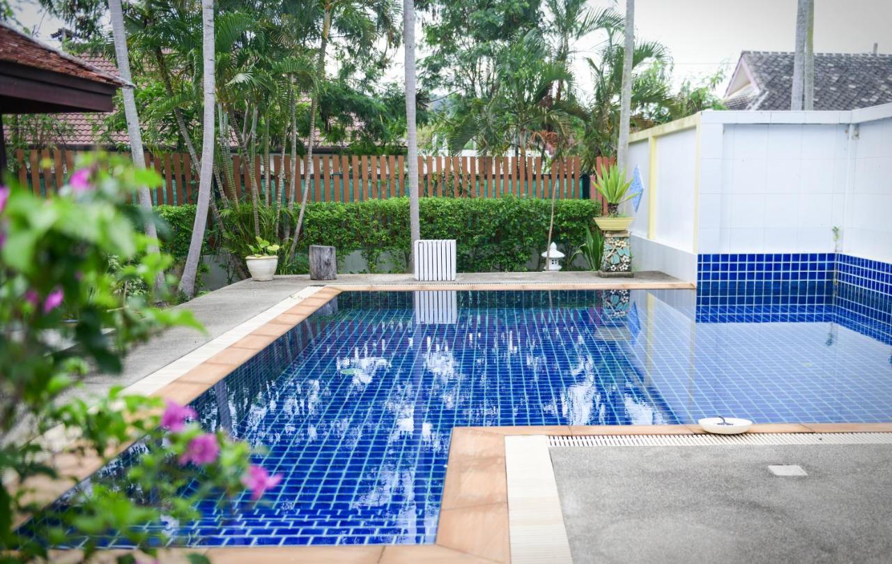 Shimmer Three-bedroom With Large Garden And Two Swimming Pools Villa Rawai