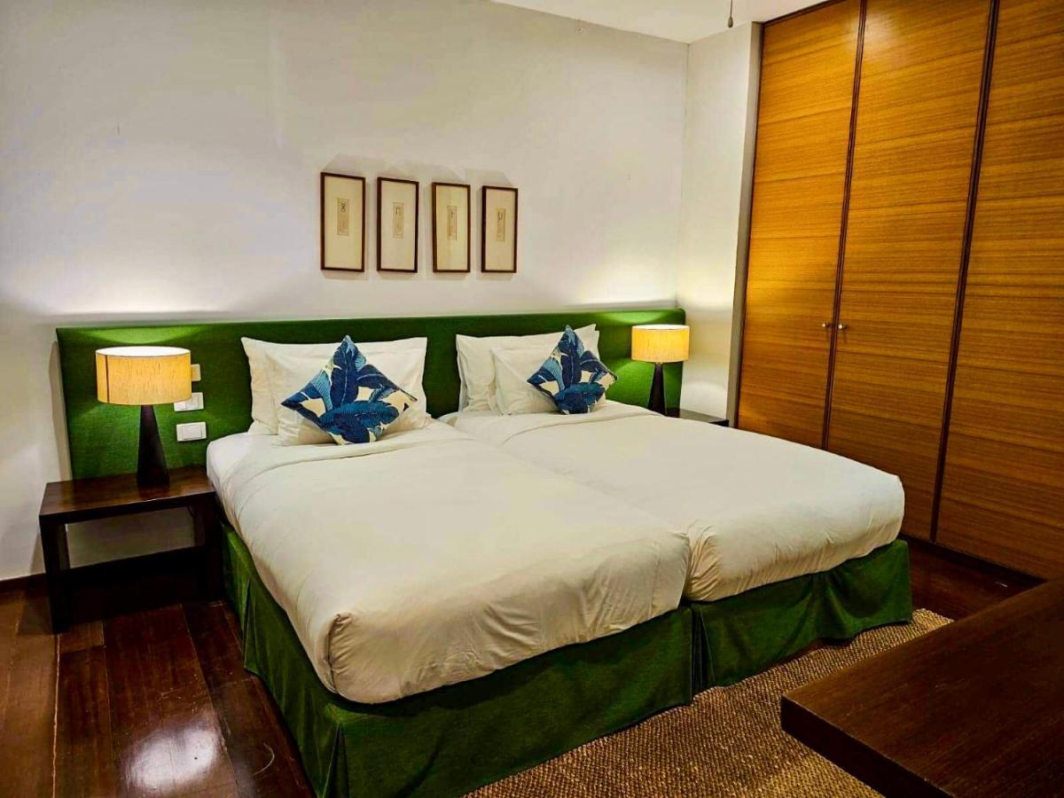 Beachfront 2 Bedroom Luxury Chava * Surin Beach (Phuket)