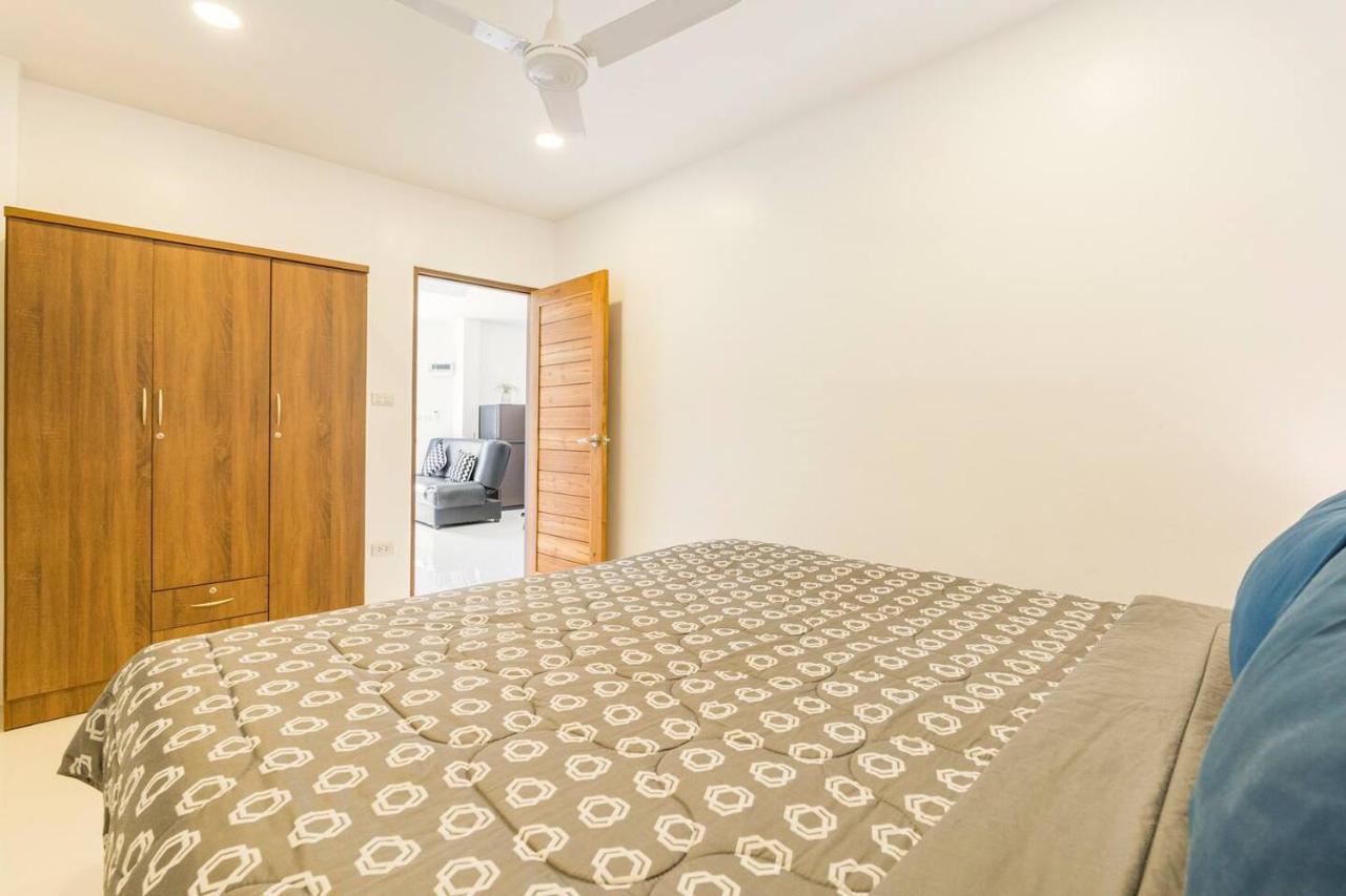 Chonlada - 2 Bedroom Pool Access - * Praia de Kamala