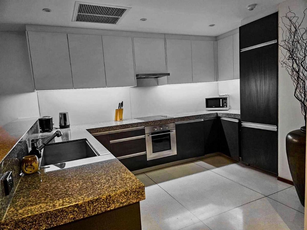 Beachfront 2 Bedroom Luxury Chava Surin Beach (Phuket)