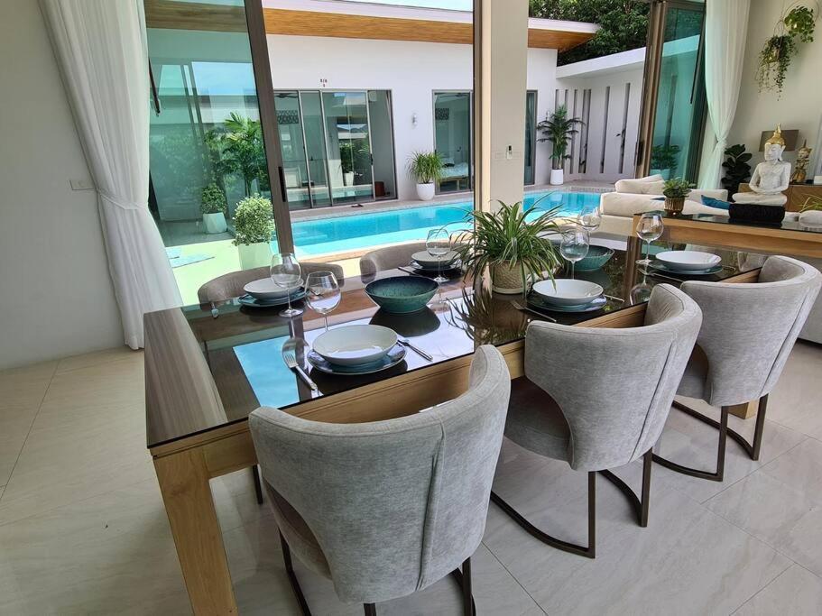 Villa Mimosa 2, Splendid 3 Bedroom Master Ensuite Phuket