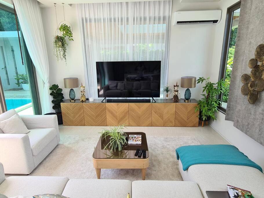 Mimosa 2, Splendid 3 Bedroom Master Ensuite Phuket