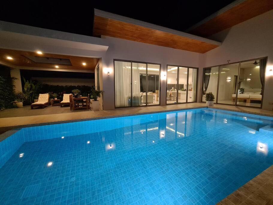 Mimosa 2, Splendid 3 Bedroom Master Ensuite *