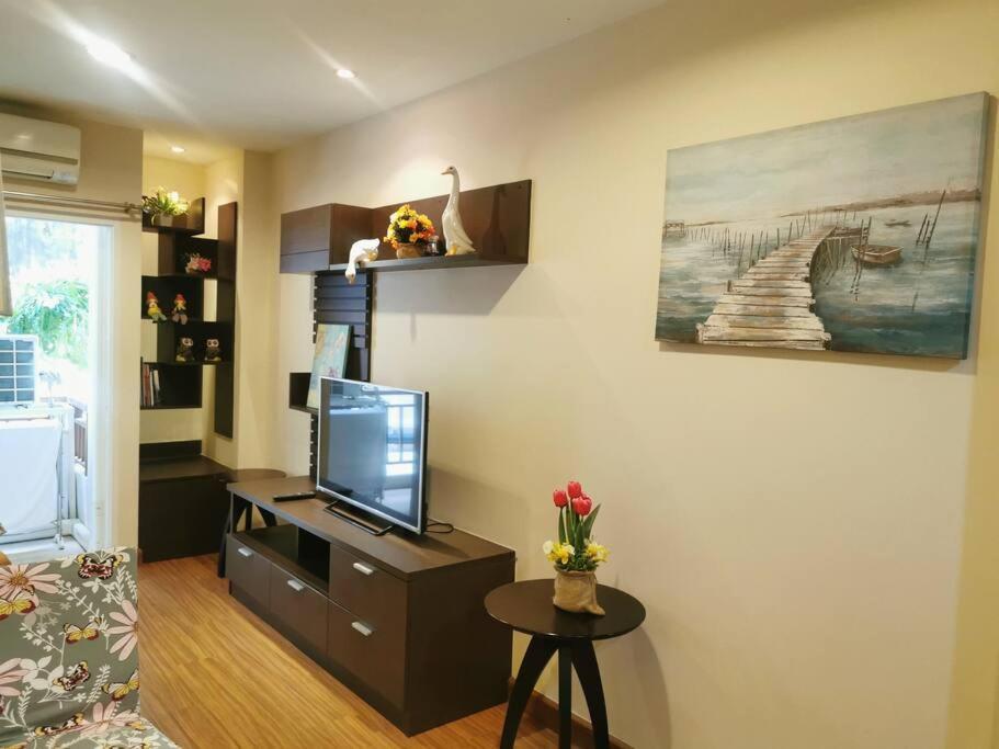 Cozy Near To Everything In