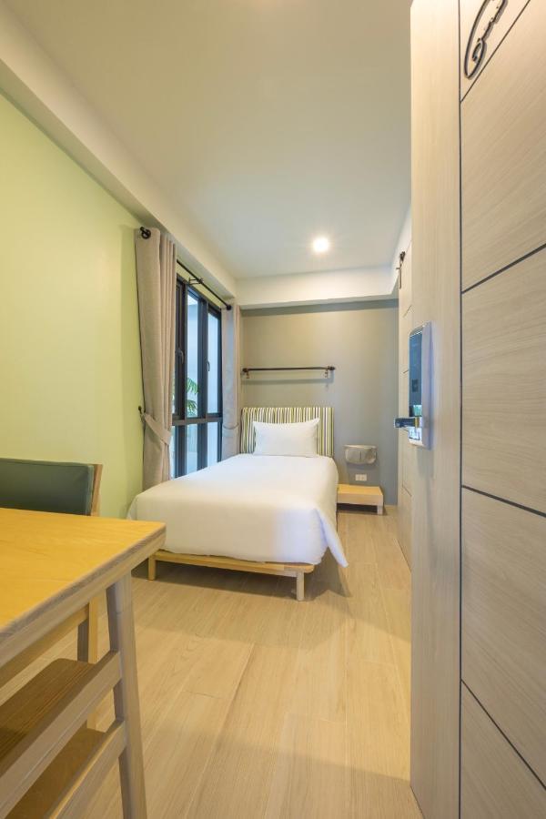 Chamemon Bed Town Hotel