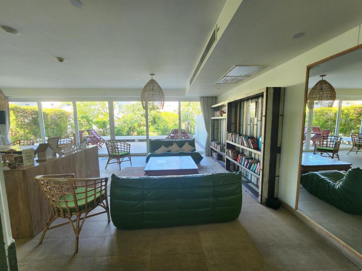 Absolute Oceanfront Yai - Private Pool 4br Rawai