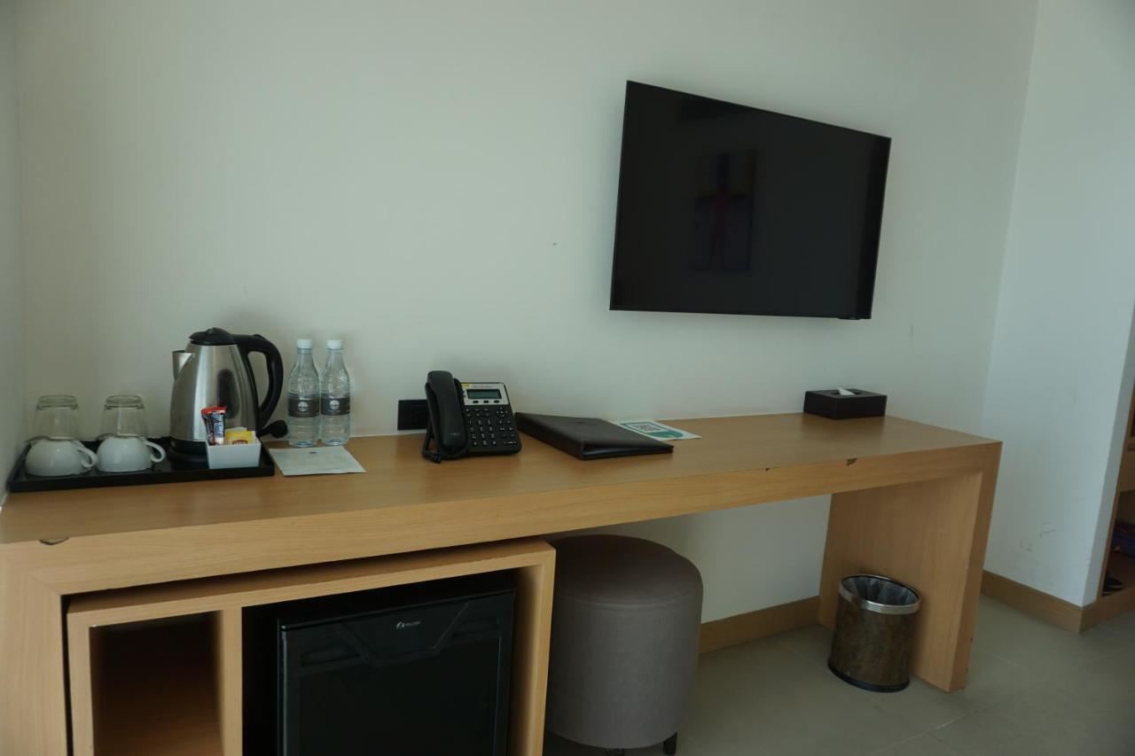 The Lunar Patong Hotel