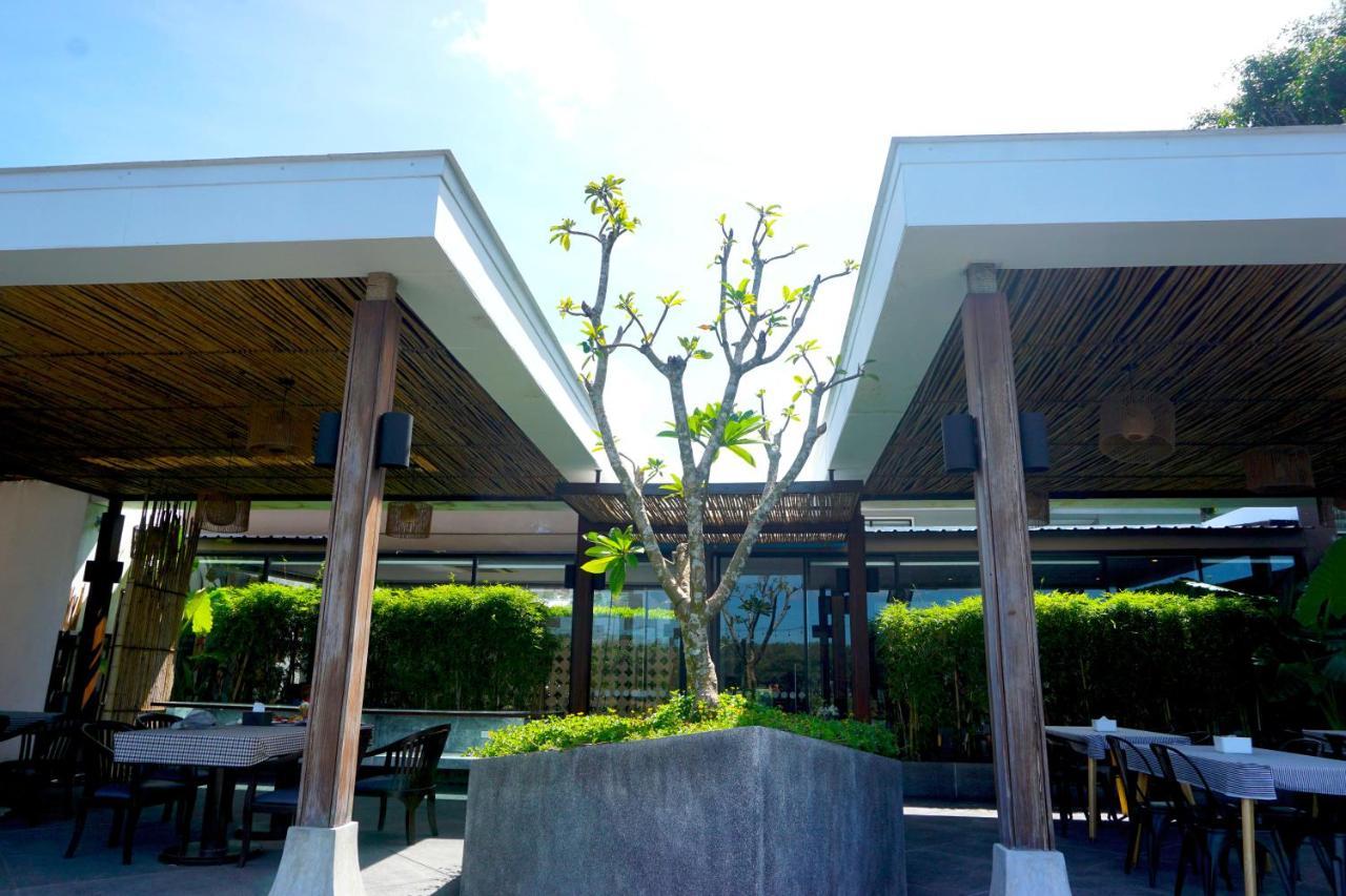 Resort The Chalong Sha Phuket