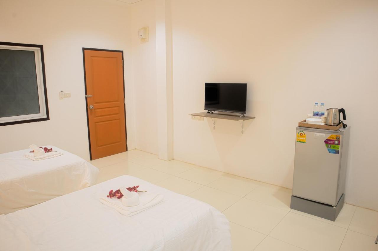 Apartment ตะวันแมนชั่น