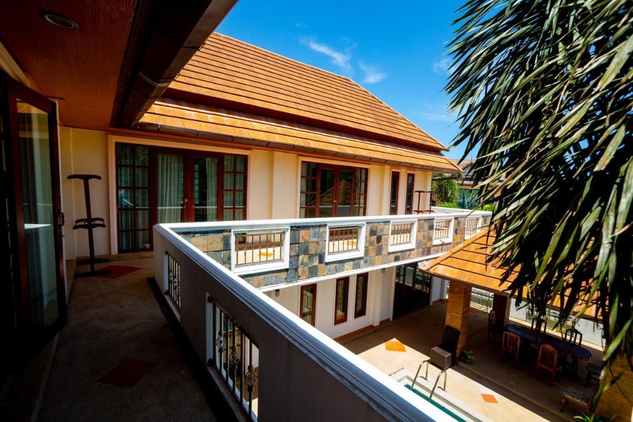 Bang Tao Pool Villa, Close To - Sleeps 16 Villa *