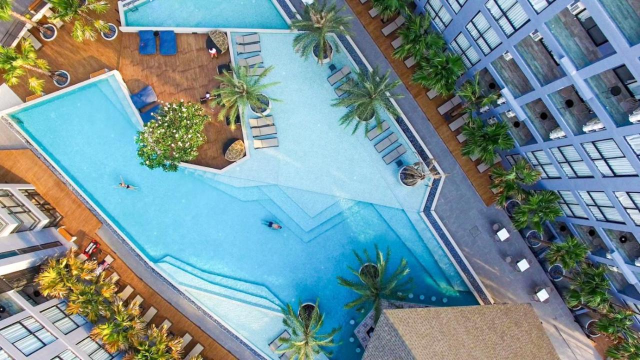 Luxury At Gate Kamala *