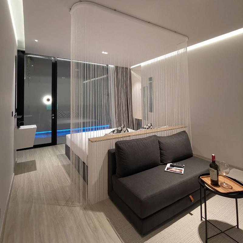 Innluxphuket Liebeshotel *