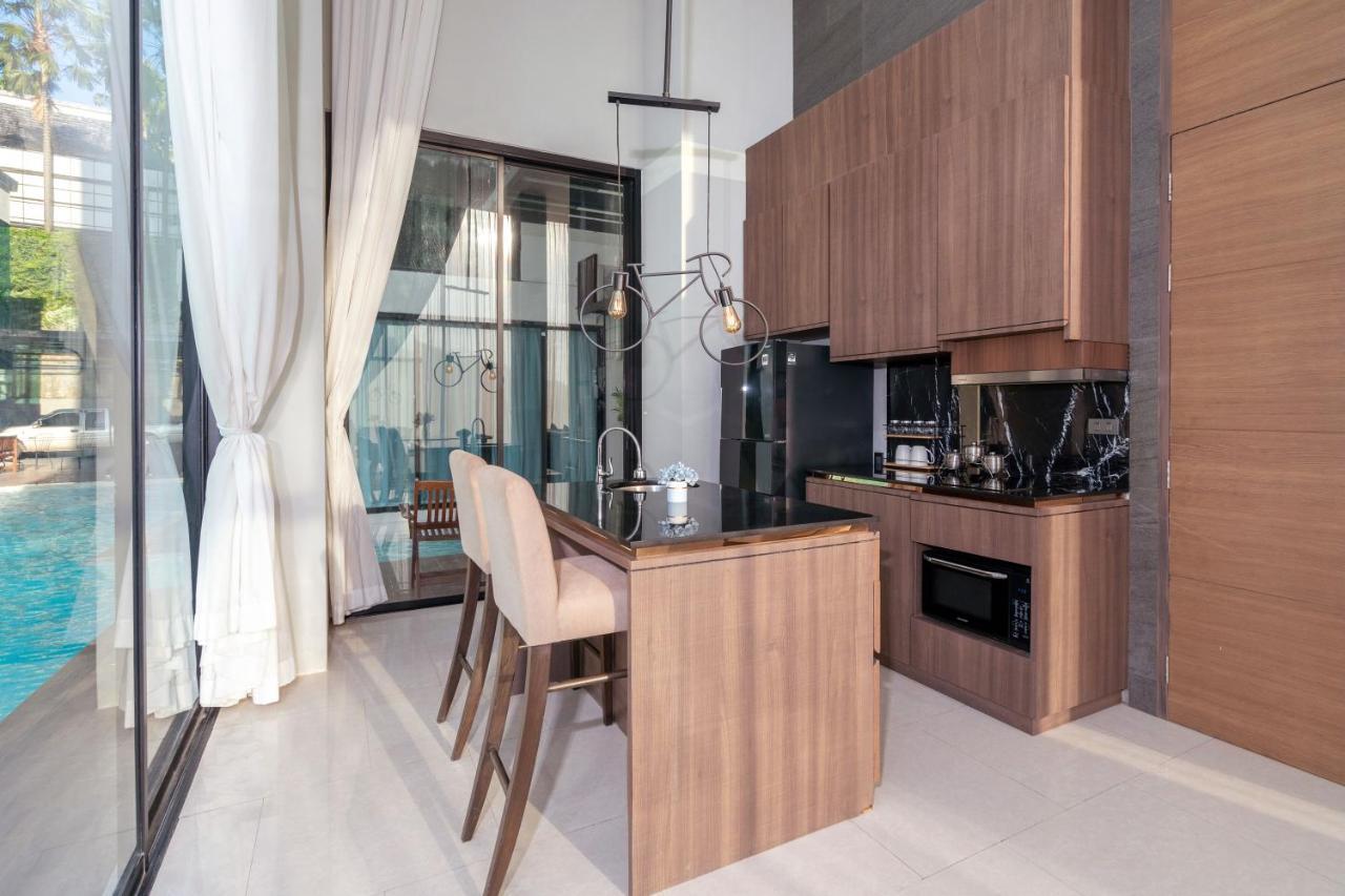Luxe Duplex With Pool Access, Viva A101 Appartement *