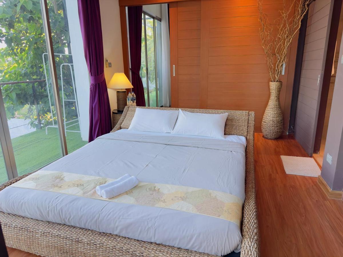 Chalong Bay Oceanview Pool Rawai Phuket Villa *