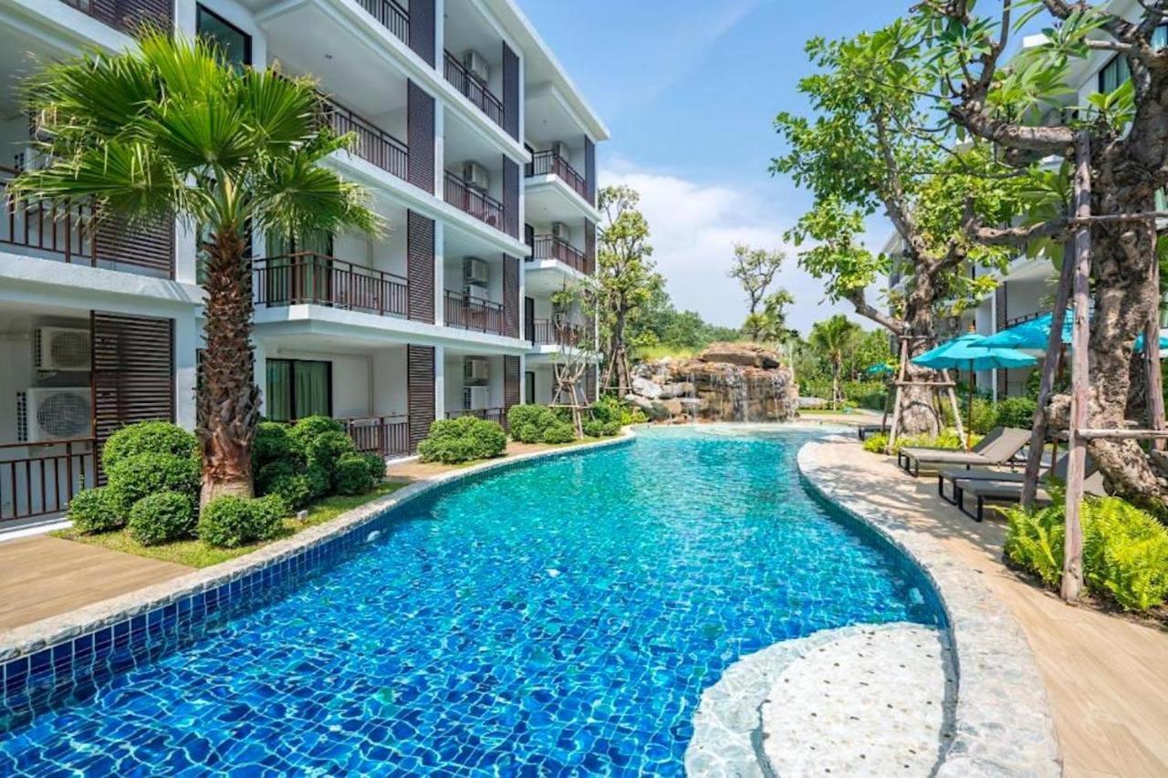New 1br The Title B209, Tropical Pools, Rawai