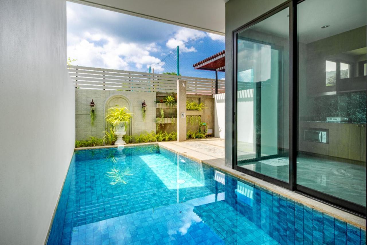 Villa New Luxury Two Bedroom Private Swimming Pool With Complete Supporting Facilities, Convenient For Travel 800 Meters To H09 Strand Kamala